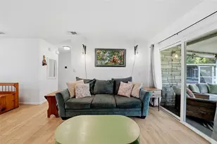 10310 Blue Field Ct, Thonotosassa, FL 33592 - Photo 16