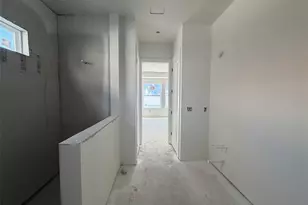 1002 W Charter St, Tampa, FL 33603 - Photo 6