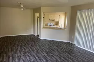 7266 Pond Cir, Spring Hill, FL 34606 - Photo 4