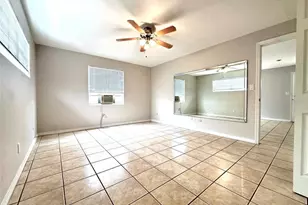 1458 Cleveland St, Clearwater, FL 33755 - Photo 6