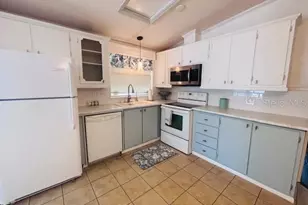 7071 Spanish Moss Ln, Brooksville, FL 34601 - Photo 2