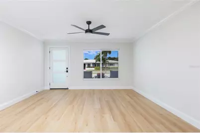 4034 Mainlands Boulevard N, Pinellas Park, FL 33782 - Photo 10