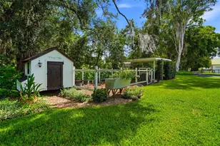 16622 Lakeshore Rd, Tampa, FL 33624 - Photo 42