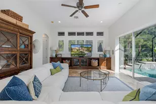 2880 Waters Edge Rd, Palm Harbor, FL 34685 - Photo 26