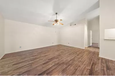 2069 Lakeview Drive, Clearwater, FL 33763 - Photo 8