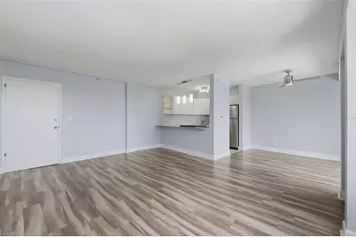 3315 58th Avenue S #615, Saint Petersburg, FL 33712 - Photo 14