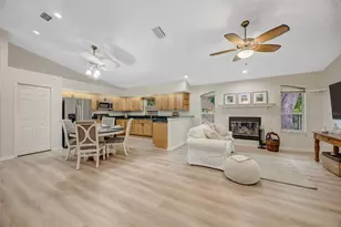 3015 Folklore Dr, Valrico, FL 33596 - Photo 12