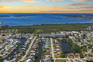 4503 Coral Lake Dr, Bradenton, FL 34210 - Photo 54