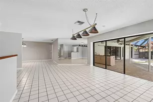 2668 Montague Ct W, Clearwater, FL 33761 - Photo 10