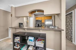 10195 Sailwinds Blvd N, Largo, FL 33773 - Photo 14