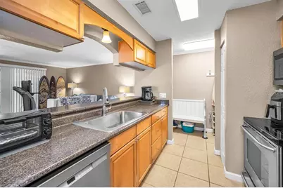 10195 Sailwinds Boulevard N #201, Largo, FL 33773 - Photo 12