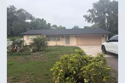 8009 Paulson Lane, Tampa, FL 33617 - Photo 2
