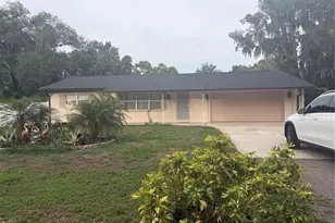 8009 Paulson Ln, Tampa, FL 33617 - Photo 2