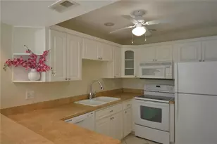 605 Lennox Rd W, Palm Harbor, FL 34683 - Photo 8
