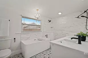 102 W North St, Tampa, FL 33604 - Photo 22