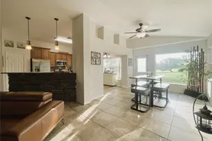 521 W Hillwood Path, Beverly Hills, FL 34465 - Photo 8