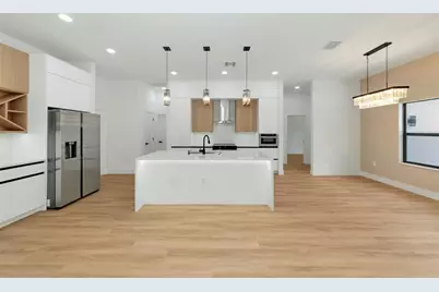 8323 Amendola Avenue, North Port, FL 34291 - Photo 14