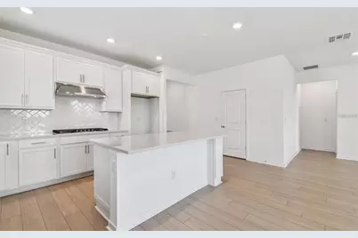 6741 Michael Favor Way, Wesley Chapel, FL 33545 - Photo 10
