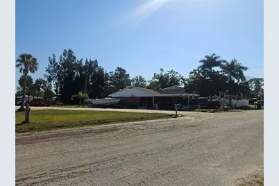 609 1st Avenue NW, Ruskin, FL 33570 - Photo 4