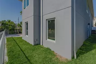 310 Hibiscus St, Tarpon Springs, FL 34689 - Photo 50