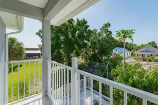 310 Hibiscus St, Tarpon Springs, FL 34689 - Photo 28