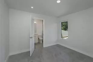 310 Hibiscus St, Tarpon Springs, FL 34689 - Photo 40