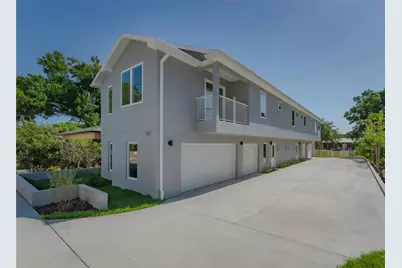 310 Hibiscus Street #B, Tarpon Springs, FL 34689 - Photo 2
