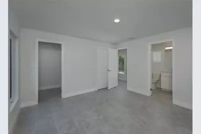 310 Hibiscus Street #B, Tarpon Springs, FL 34689 - Photo 6