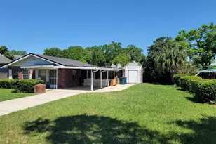 905 Ave E NE, Winter Haven, FL 33881 - Photo 2
