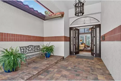 8944 Magnolia Chase Circle, Tampa, FL 33647 - Photo 2