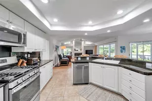 5473 Blue Heron Ln, Wesley Chapel, FL 33543 - Photo 16
