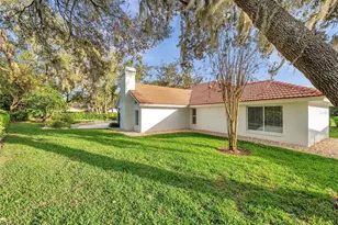 5473 Blue Heron Ln, Wesley Chapel, FL 33543 - Photo 4