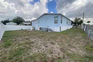2607 Universal Dr, Ruskin, FL 33570 - Photo 26