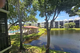 5980 Terrace Park Dr N, Saint Petersburg, FL 33709 - Photo 48