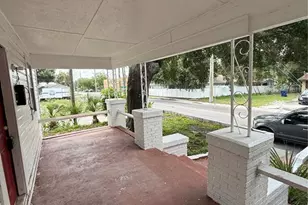 2712 E Columbus Dr, Tampa, FL 33605 - Photo 2