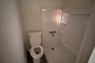 2712 E Columbus Dr, Tampa, FL 33605 - Photo 10