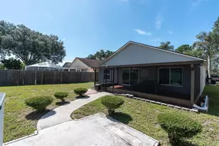 11113 Bloomington Dr, Tampa, FL 33635 - Photo 26
