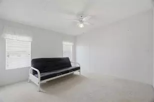 6826 Mt Orange Dr NE, Saint Petersburg, FL 33702 - Photo 28
