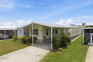 6826 Mt Orange Dr NE, Saint Petersburg, FL 33702 - Photo 2