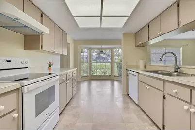 7103 Crown Oaks Drive, Spring Hill, FL 34606 - Photo 14