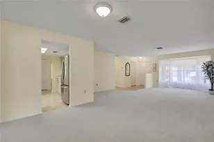 7103 Crown Oaks Dr, Spring Hill, FL 34606 - Photo 6