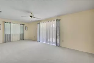 7103 Crown Oaks Dr, Spring Hill, FL 34606 - Photo 10