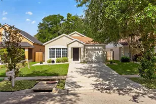 15032 Deer Meadow Dr, Lutz, FL 33559 - Photo 2