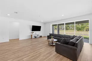 12071 Orchid Ash St, Riverview, FL 33579 - Photo 8