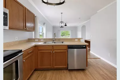 7853 Bristol Park Drive, Apollo Beach, FL 33572 - Photo 8