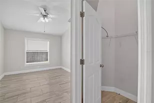 1434 Hatcher Loop Dr, Brandon, FL 33511 - Photo 36