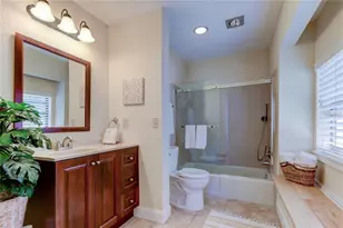 5828 Oakhurst Dr, Seminole, FL 33772 - Photo 14