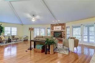 5828 Oakhurst Dr, Seminole, FL 33772 - Photo 6