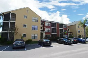 11901 4th Street N, Saint Petersburg, FL 33716 - Photo 2