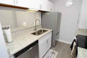 11901 4th Street N, Saint Petersburg, FL 33716 - Photo 10